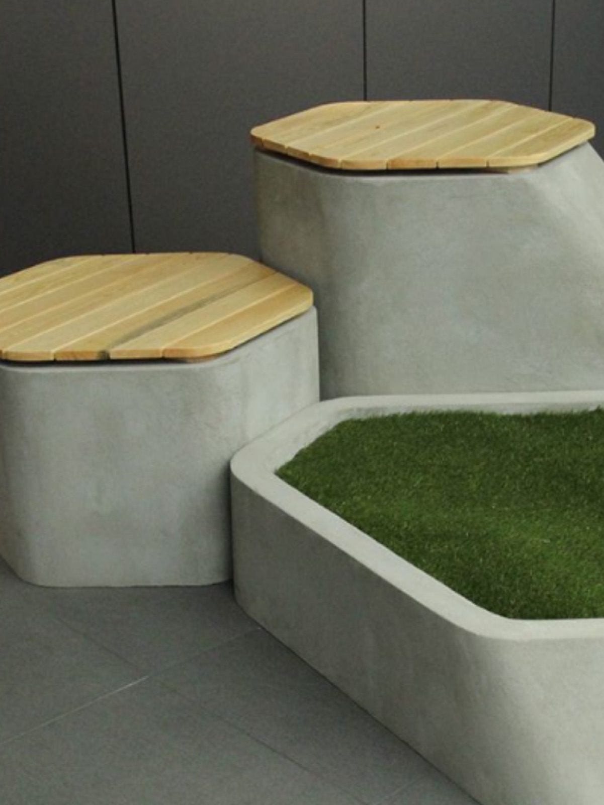 Fioriera da giardino di grandi dimensioni